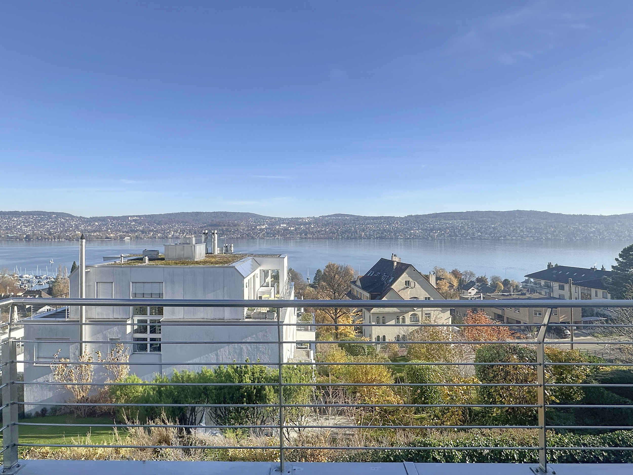 5.5 room semi-detached house — Seeblickstrasse 62, 8038 Zürich